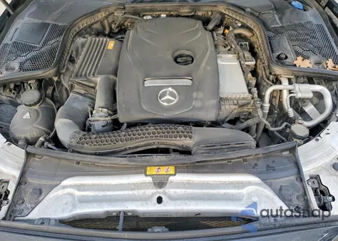 2018 Mercedes-Benz C 300 4Matic из США, поврежденный, VIN 55SWF4KB6JU245028